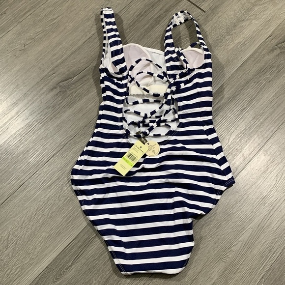 Tommy Bahama Breton Stripe Navy & White Laced-Back One-Piece Swimsuit NWT size 4 - Picture 6 of 10